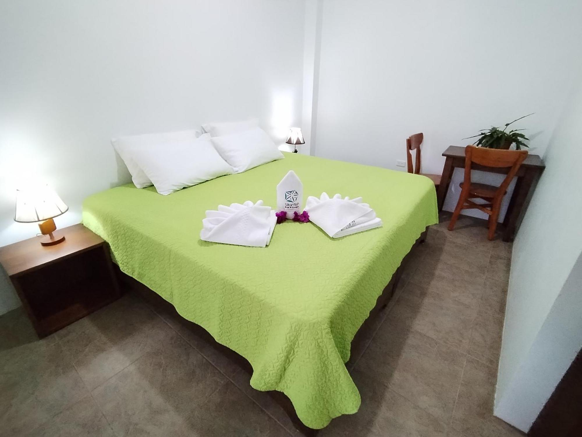 Hotel Starfish Puerto Villamil Buitenkant foto