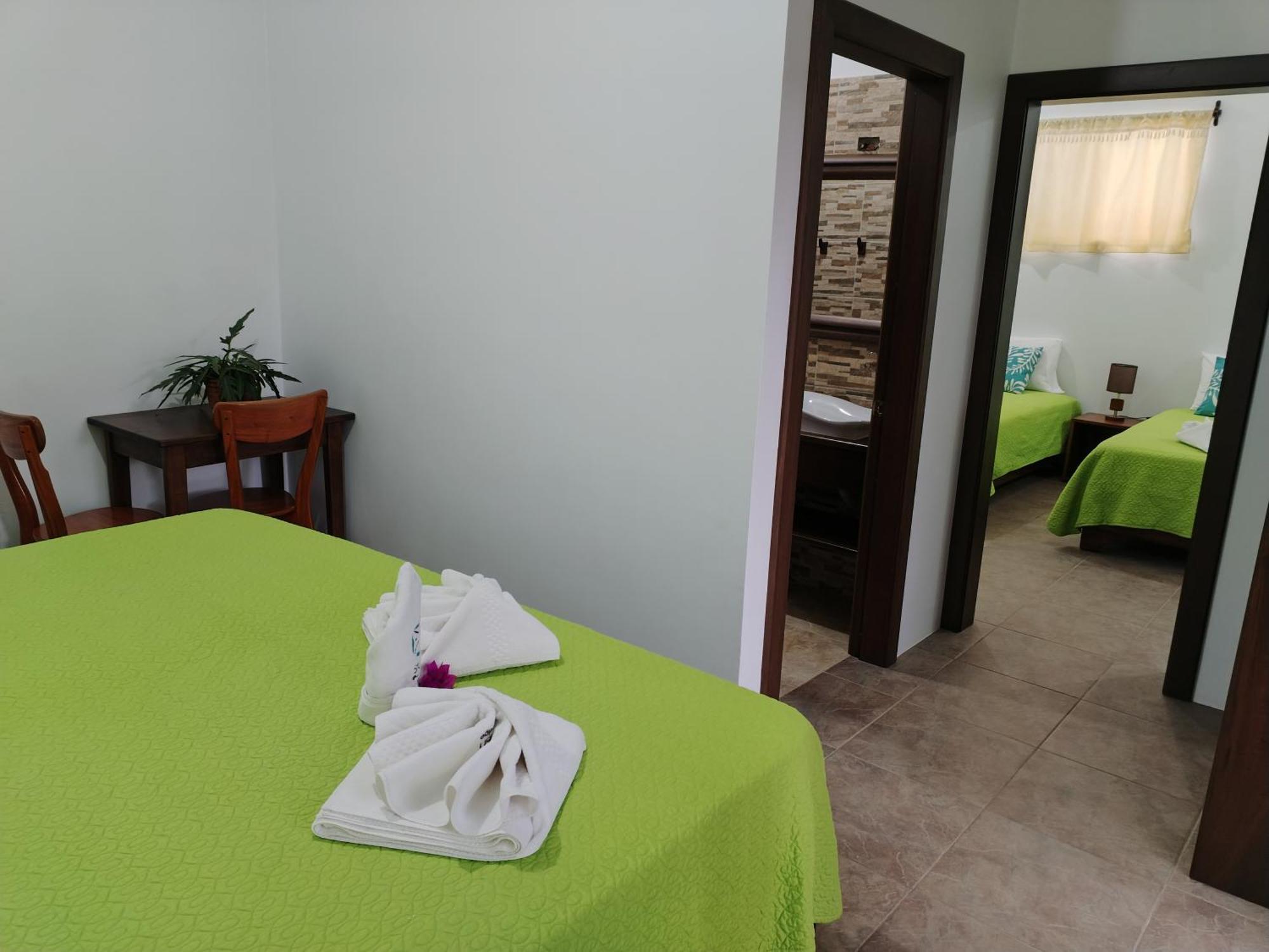 Hotel Starfish Puerto Villamil Buitenkant foto