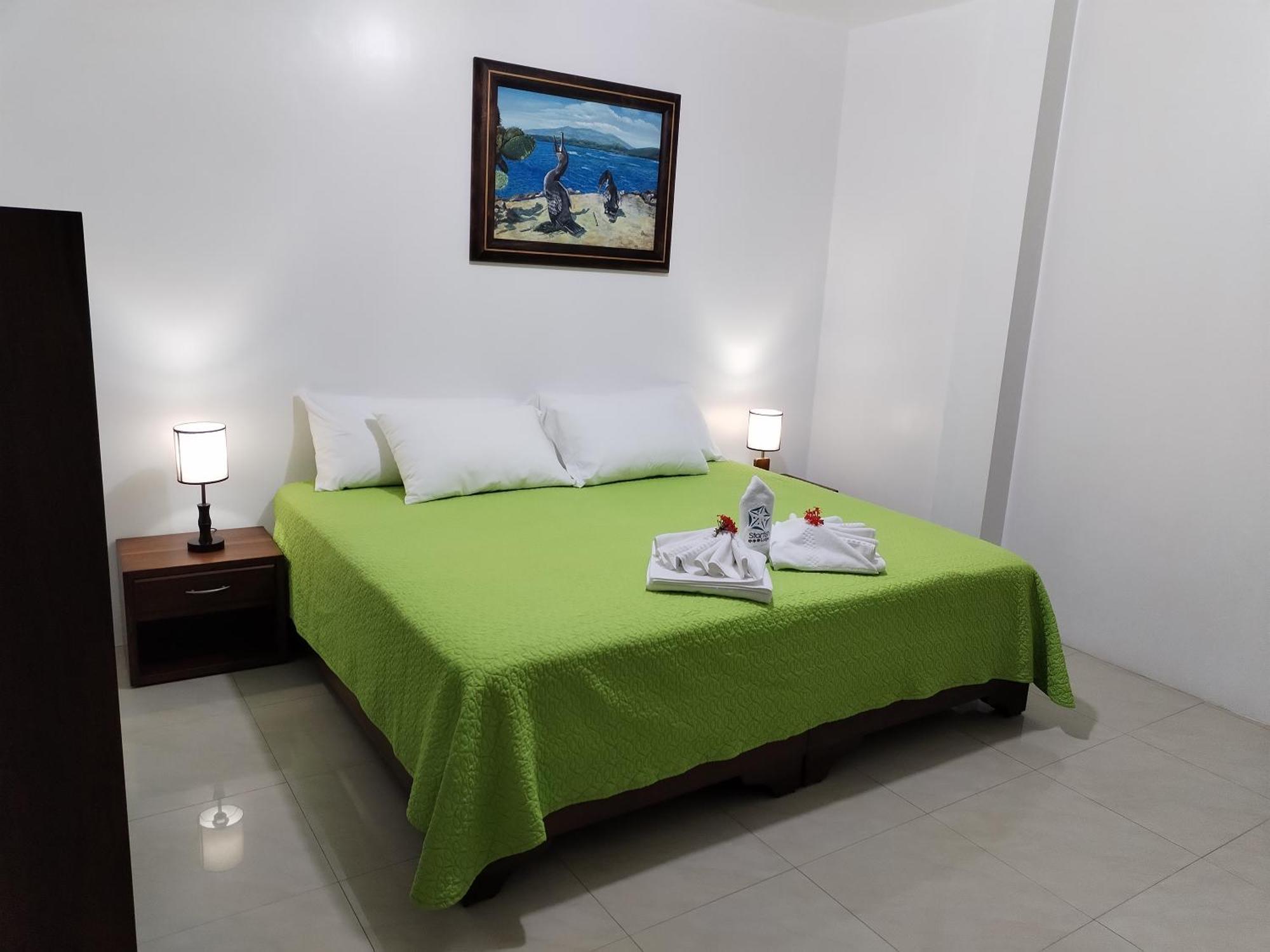 Hotel Starfish Puerto Villamil Buitenkant foto