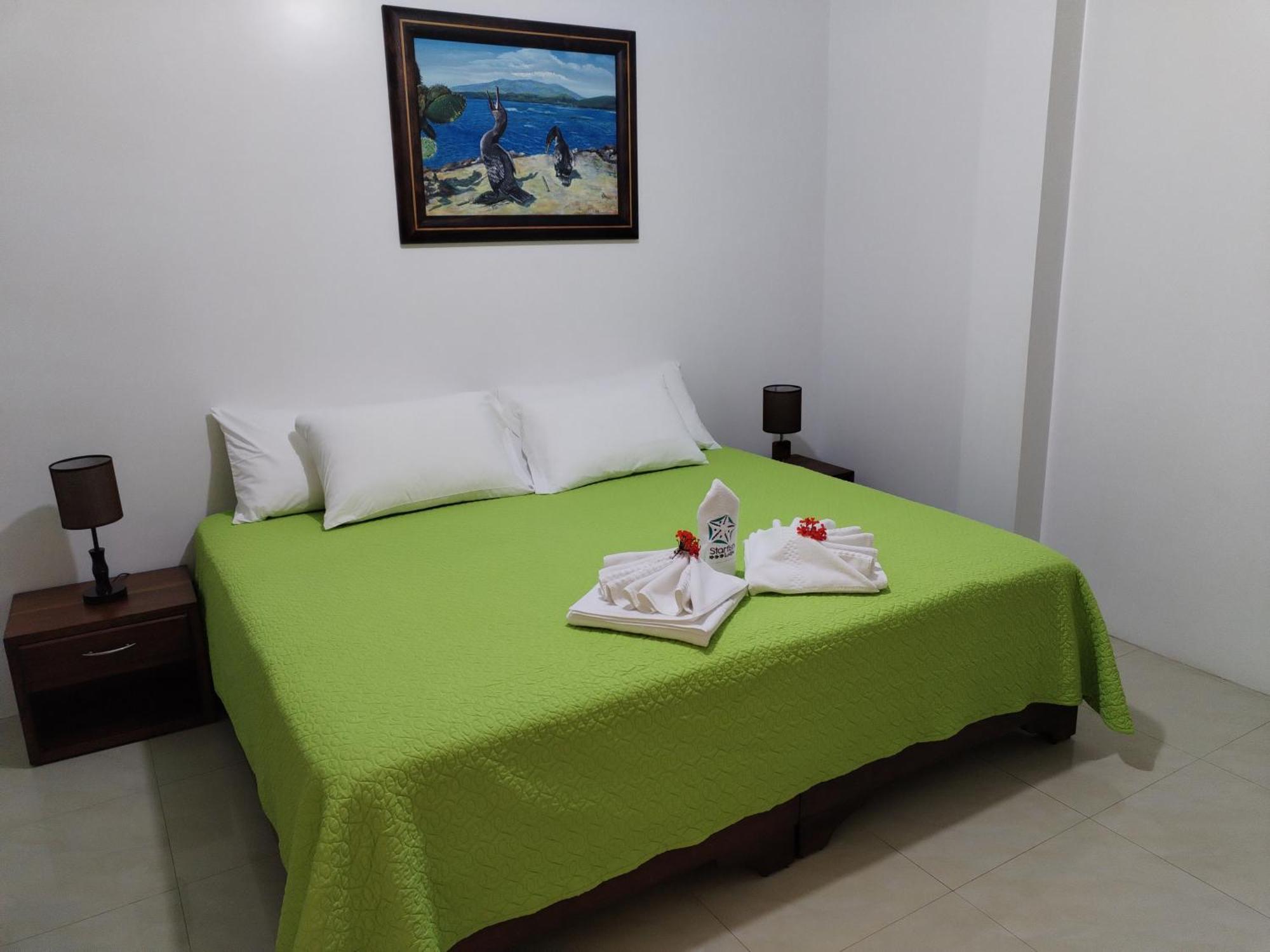 Hotel Starfish Puerto Villamil Buitenkant foto