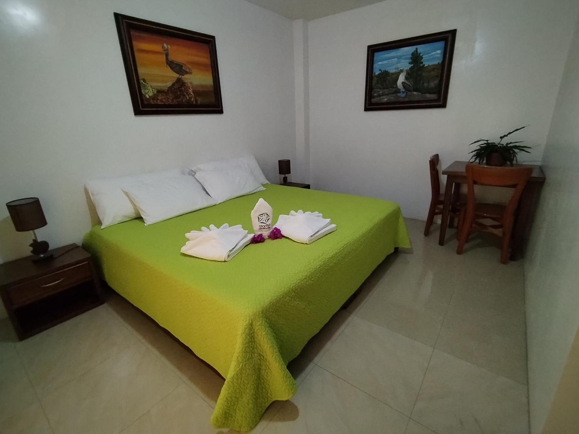 Hotel Starfish Puerto Villamil Buitenkant foto